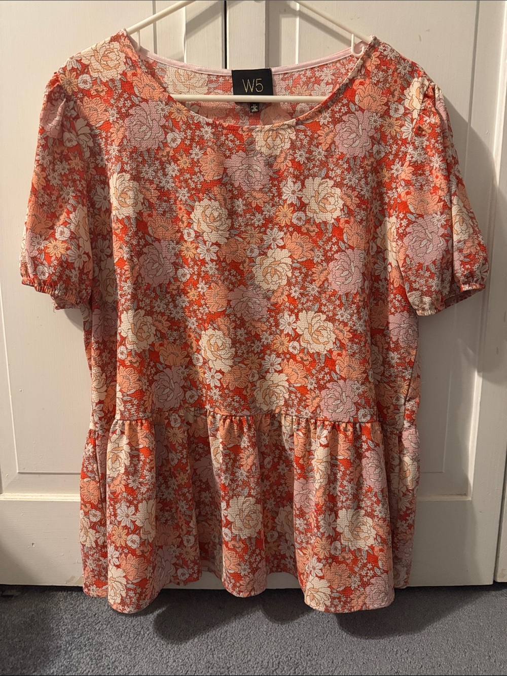 W5 Coral Floral Peplum Short-Sleeve Top